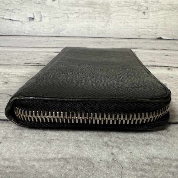 Louis Vuitton Long Wallet Zippy Vertical Ardoise Black Taiga - Picture 6 of 16